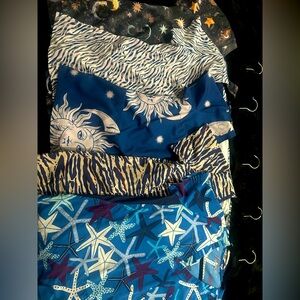 SHEIN Runway Mixed blue scrub tops